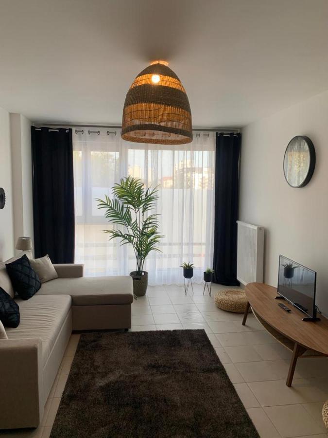 Appartement De Charme Іврі-сюр-Сен Екстер'єр фото
